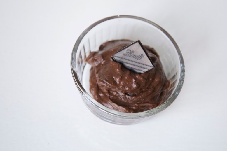 avocado choc mouss