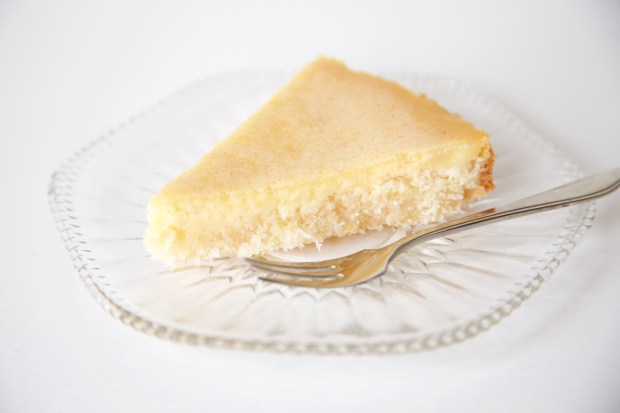 Citroen Coconut Cake